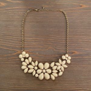 Francesca’s | Floral Statement Necklace Cream